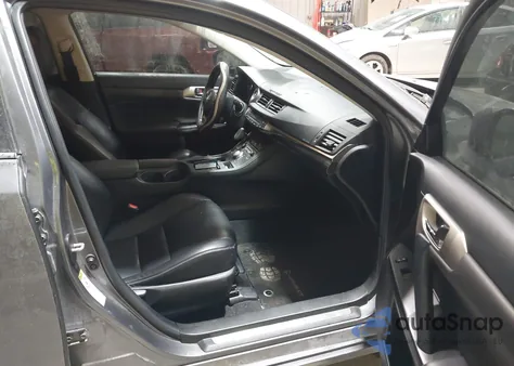 2016 Lexus Ct 200H из США, поврежденный, VIN JTHKD5BH1G2258070